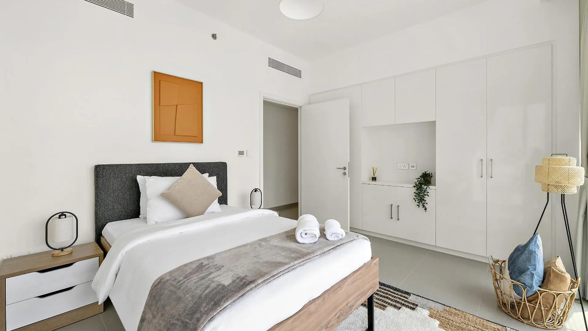 Vayk - Chic 3 Bd With Burj Khalifa Views In Downtown Apartment Dubai 0*,  United Arab Emirates