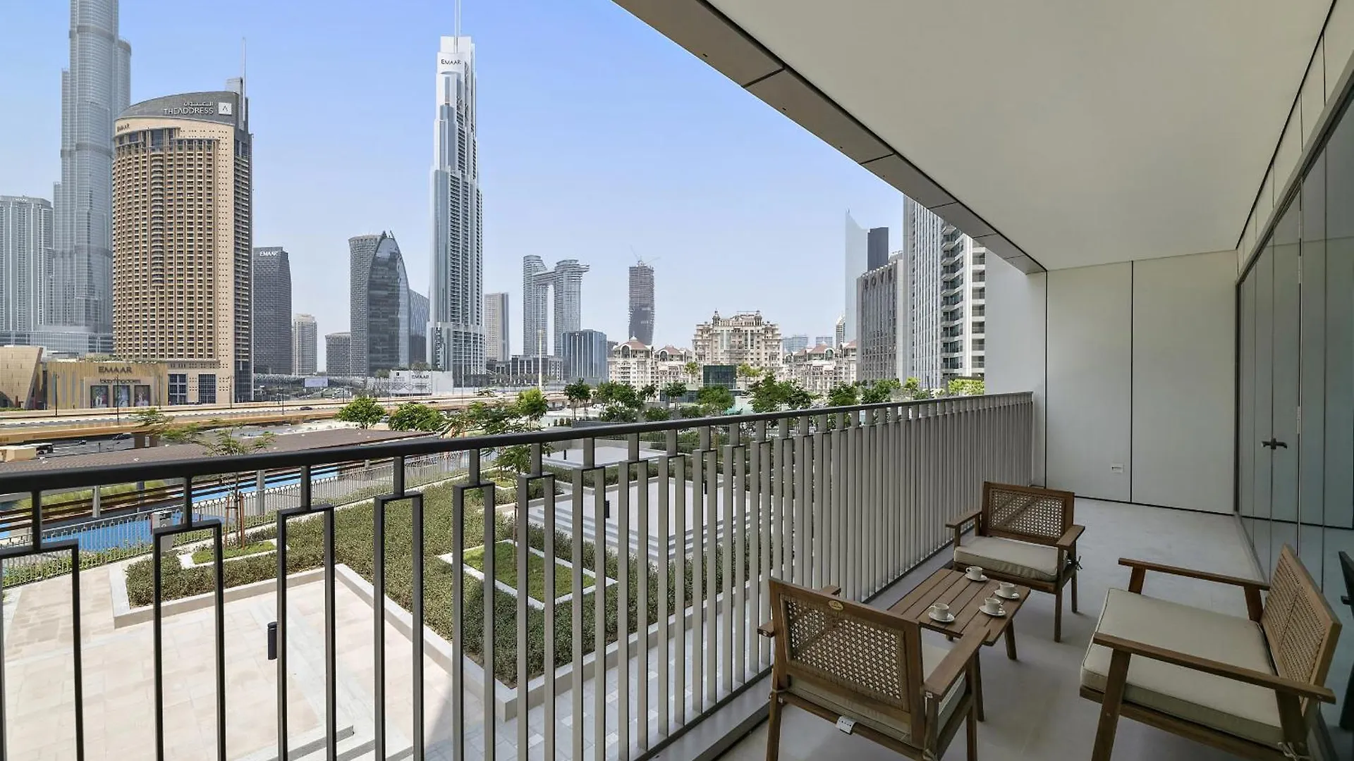 Vayk - Chic 3 Bd With Burj Khalifa Views In Downtown Apartment Dubai