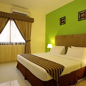 2* Hotel Hyde Park